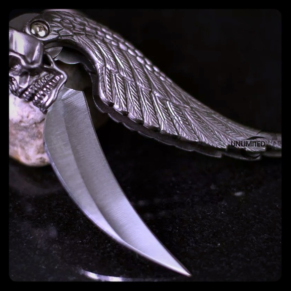 Valentine gift! Skull engraved pk  for guys - Picture 1 of 2