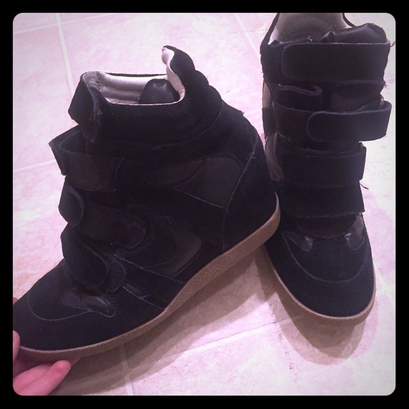 Steve Madden Hilight Wedge Sneaker