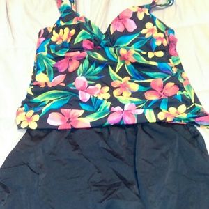 Bare Escentuals brand Tankini swim suit