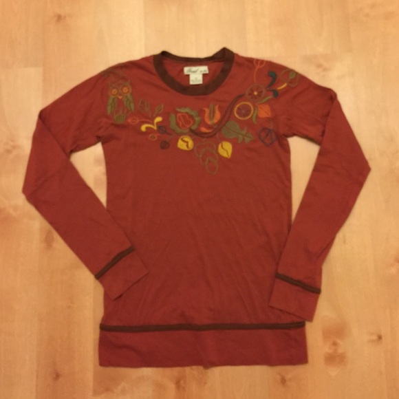 Fossil embroidered long sleeve tshirt