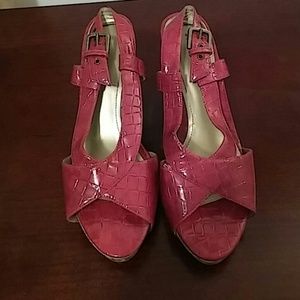 Hot pink patent wedges