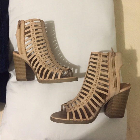 Tan Ankle Sandal/Heel