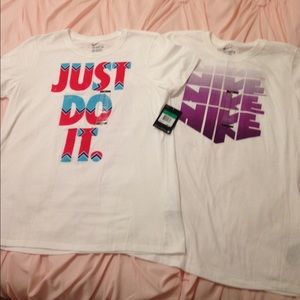 NIKE T-shirts