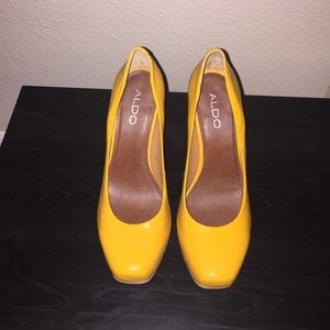 Yellow Aldo Pumps