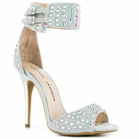 NIB Rhinestone Ankle Strap Heels ✨
