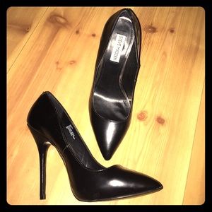 Black Steve Madden Heels