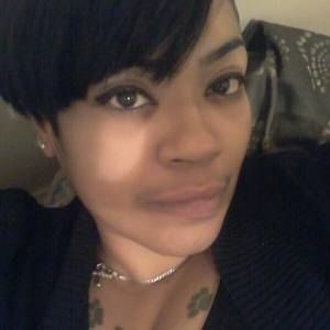 Meet your Posher, Denise