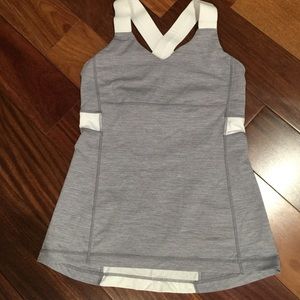 ✨Sold✨Lululemon grey/white tank top