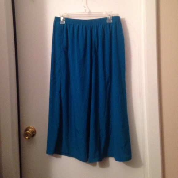 S.G Sport silk suit teal - Picture 2 of 3