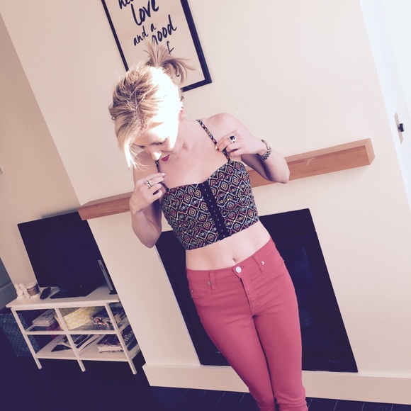 Cropped top super fun colors! - Picture 3 of 4