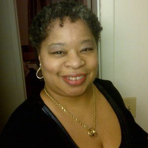 Meet your Posher, Connie