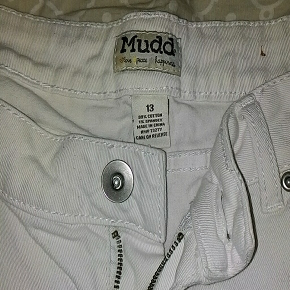 White Short Shorts - Picture 2 of 3