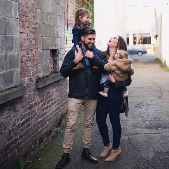 🖤Meet your Posher, Cierra - Picture 2 of 5