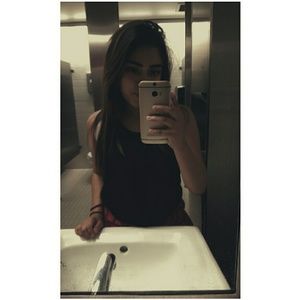 Meet your Posher, Jenny