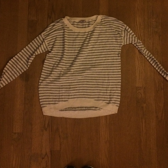 GAP grey and white striped sweater