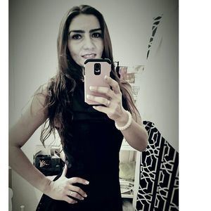 Meet your Posher, Danielle