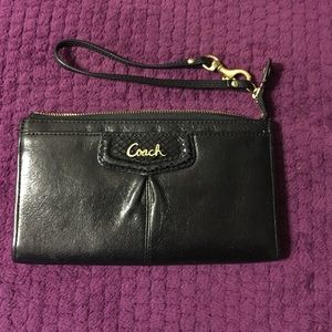 Black Leather Coach Wallet/Wristlet