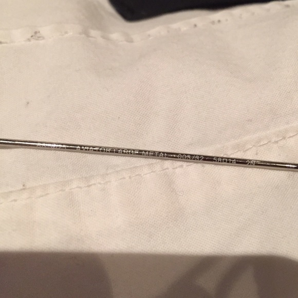 Ray Ban Aviators - Picture 3 of 4