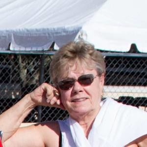 Meet your Posher, Nell