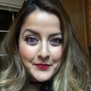 Meet your Posher, Lizbeth