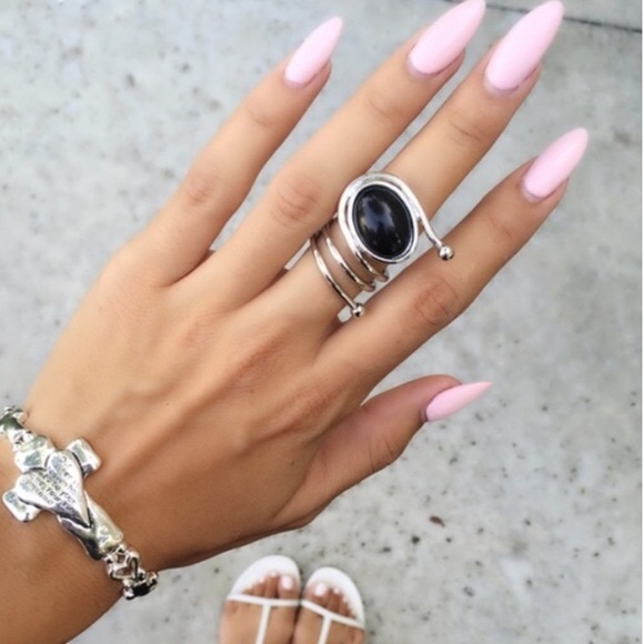 Tanya Kara Jewelry - 💟S A L E 2 for $15💟 Silver Trends Black Ring