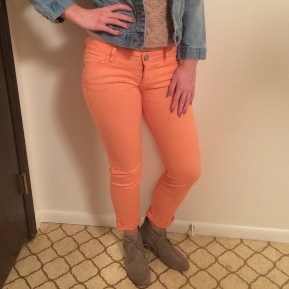 You gotta have these!! Crop peach jeans! - Picture 1 of 4