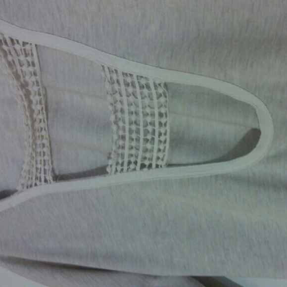 Cream Shirt - Picture 3 of 4