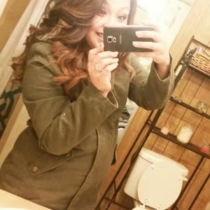 Meet your Posher, Cecely