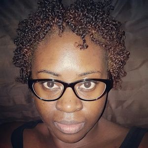 Meet your Posher, Veronica