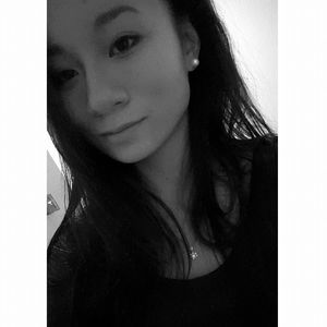 Meet your Posher, Lydia