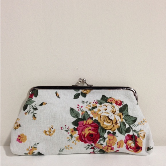 Handbags - Eyewear Case / Makeup Bag / Pencil Case