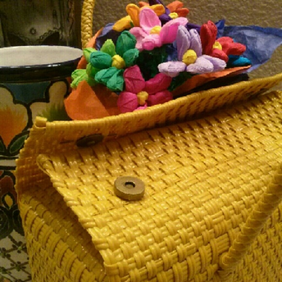 Canary/Mustard Yellow Hand Woven Handbag - Picture 3 of 4