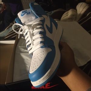 Air Jordan 1 "UNC"