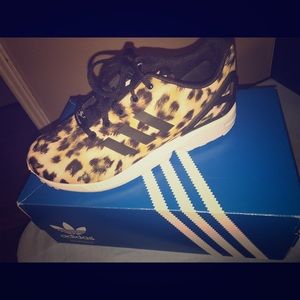 Leopard Adidas size 6y