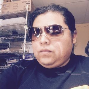 Meet your Posher, Edith