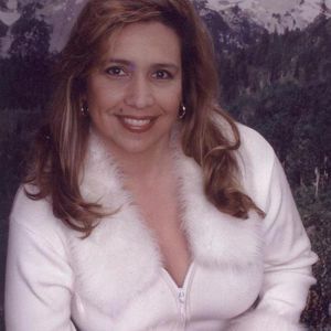 Meet your Posher, Suzanne