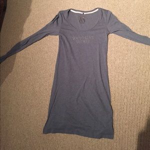 Victoria's Secret nightie- never been worn!