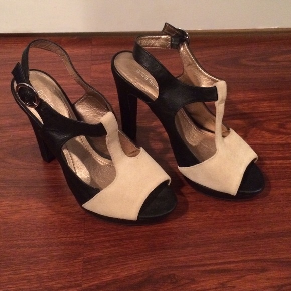 BCBG heels