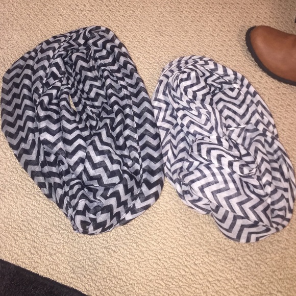 2 chevron infinity scarves