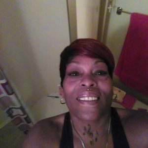 Meet your Posher, Djuana