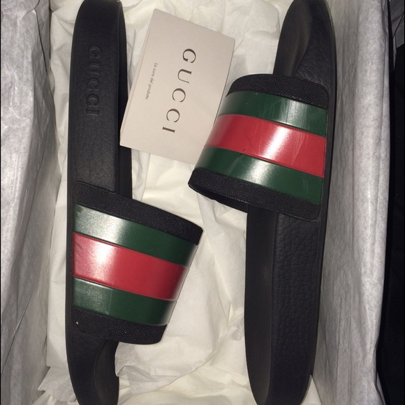 SOLD Gucci sandals / FYI sold it for $200 - Picture 2 of 2