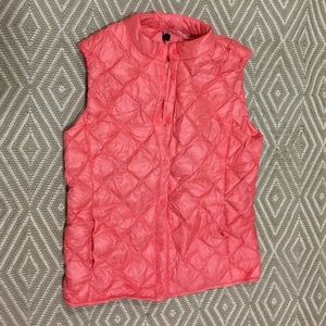 Uniqlo Ultra Light Down vest