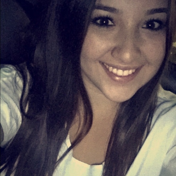 Meet your Posher, Brianna