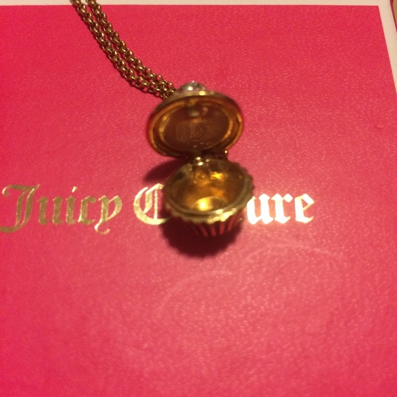 2/$25 💗Juicy Couture Cupcake Necklace - Picture 3 of 3