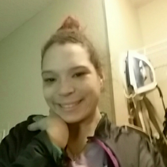 Meet your Posher, Lamaria