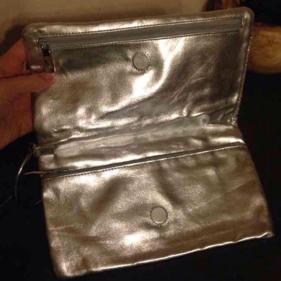 Sliver wristlet - Picture 2 of 4