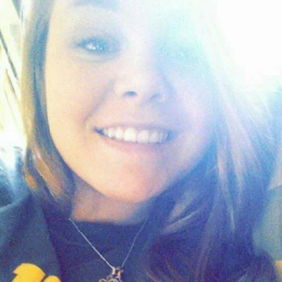 Meet Your Posher! - Picture 4 of 4