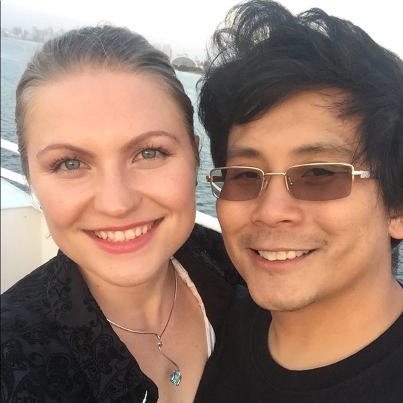 Meet Your Posher! - Picture 2 of 3