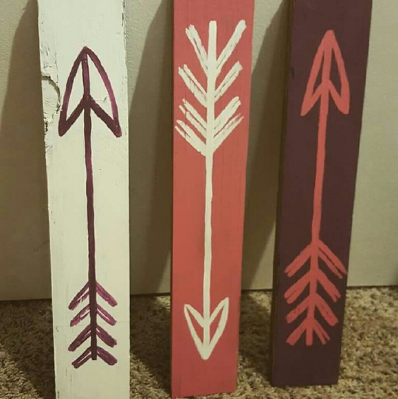 Arrow Decor