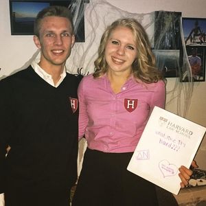 Meet your Posher, Briana